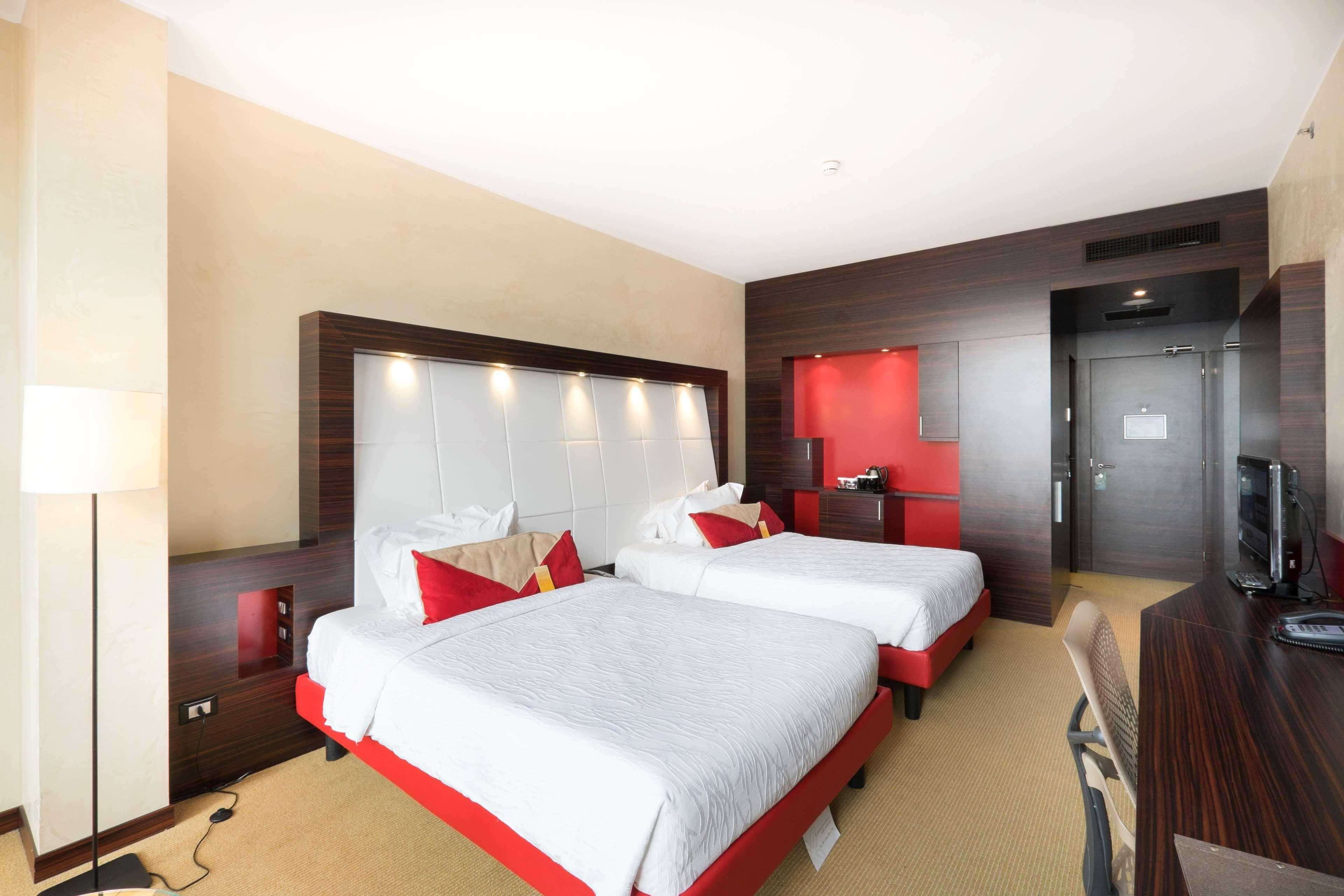 Hilton Garden Inn Lecce Exterior photo