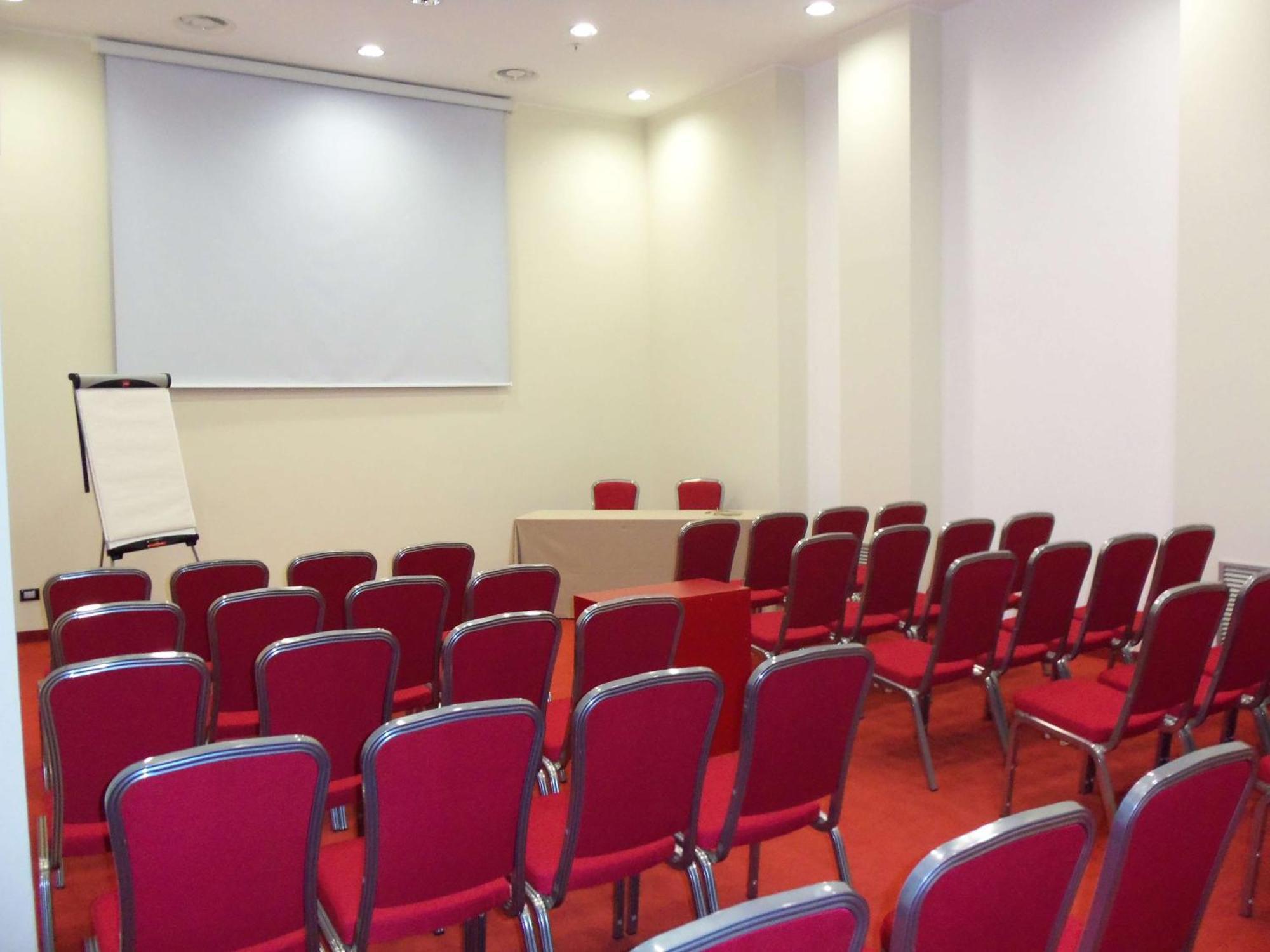 Hilton Garden Inn Lecce Exterior photo